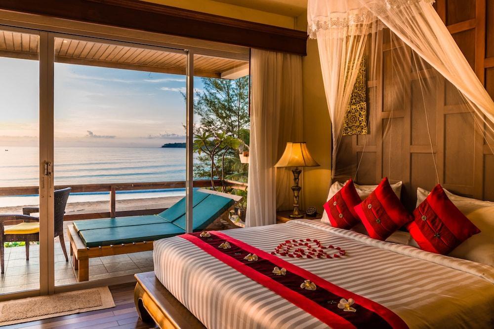 Layalina Hotel Pantai Kamala Bagian luar foto