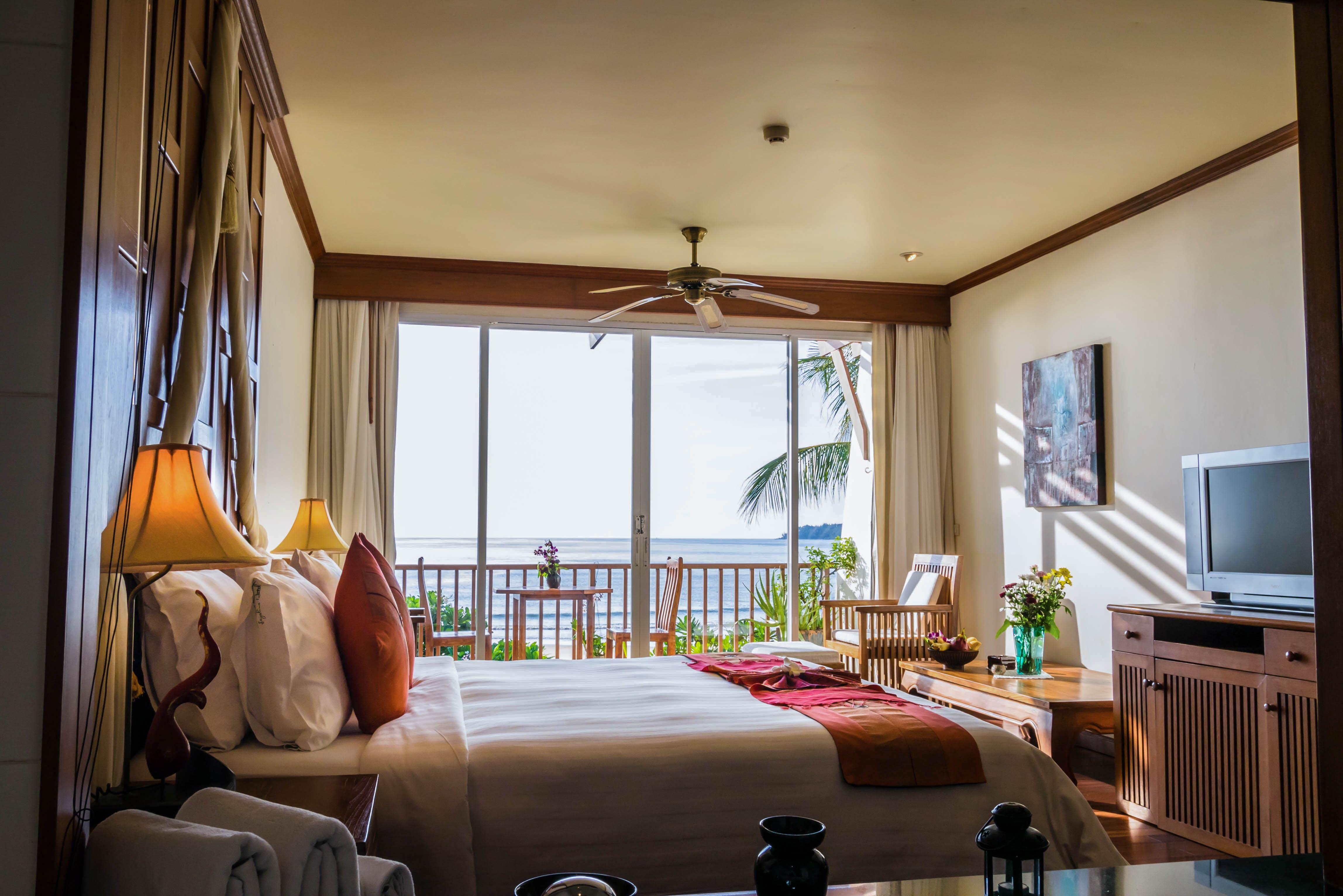 Layalina Hotel Pantai Kamala Bagian luar foto