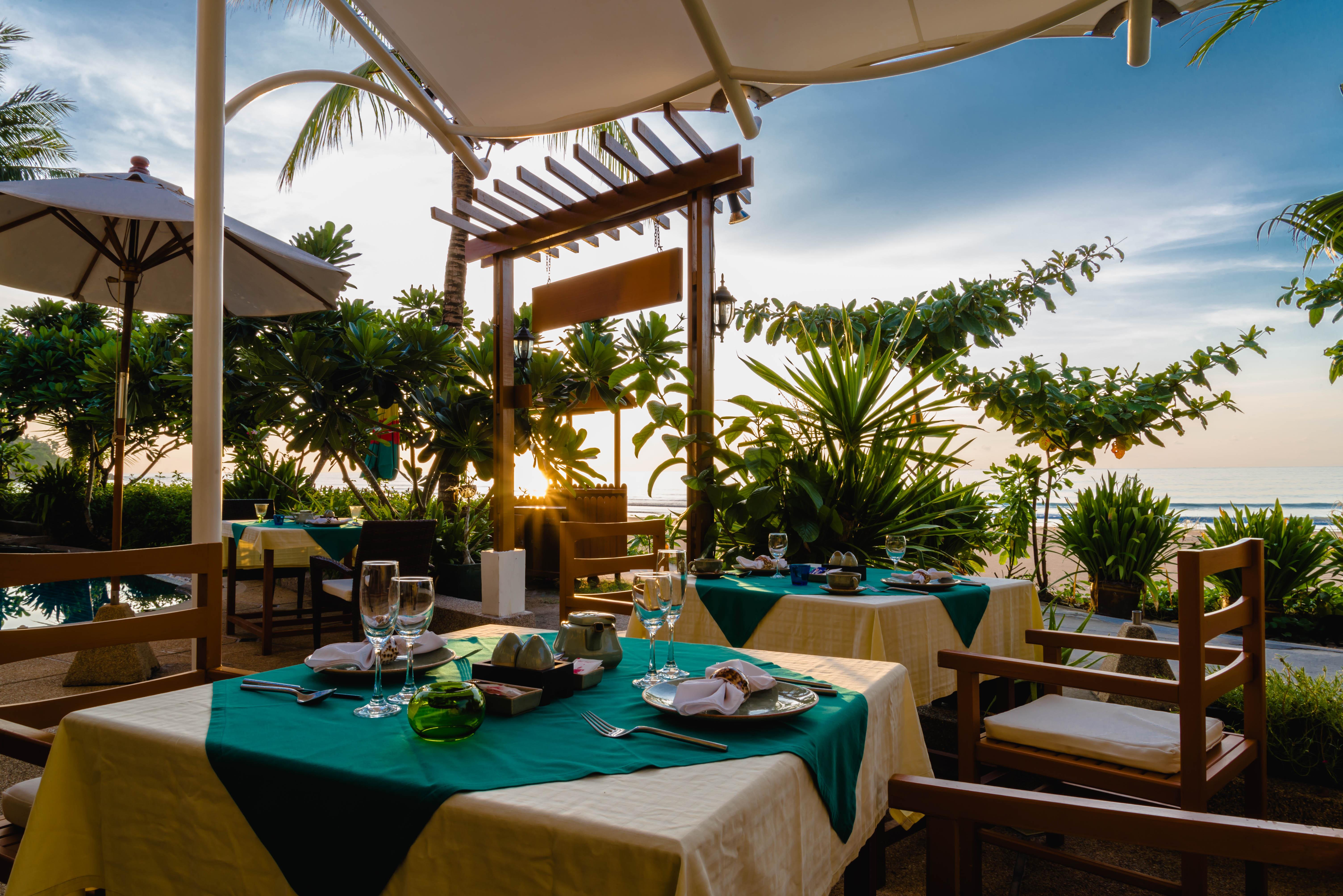 Layalina Hotel Pantai Kamala Bagian luar foto