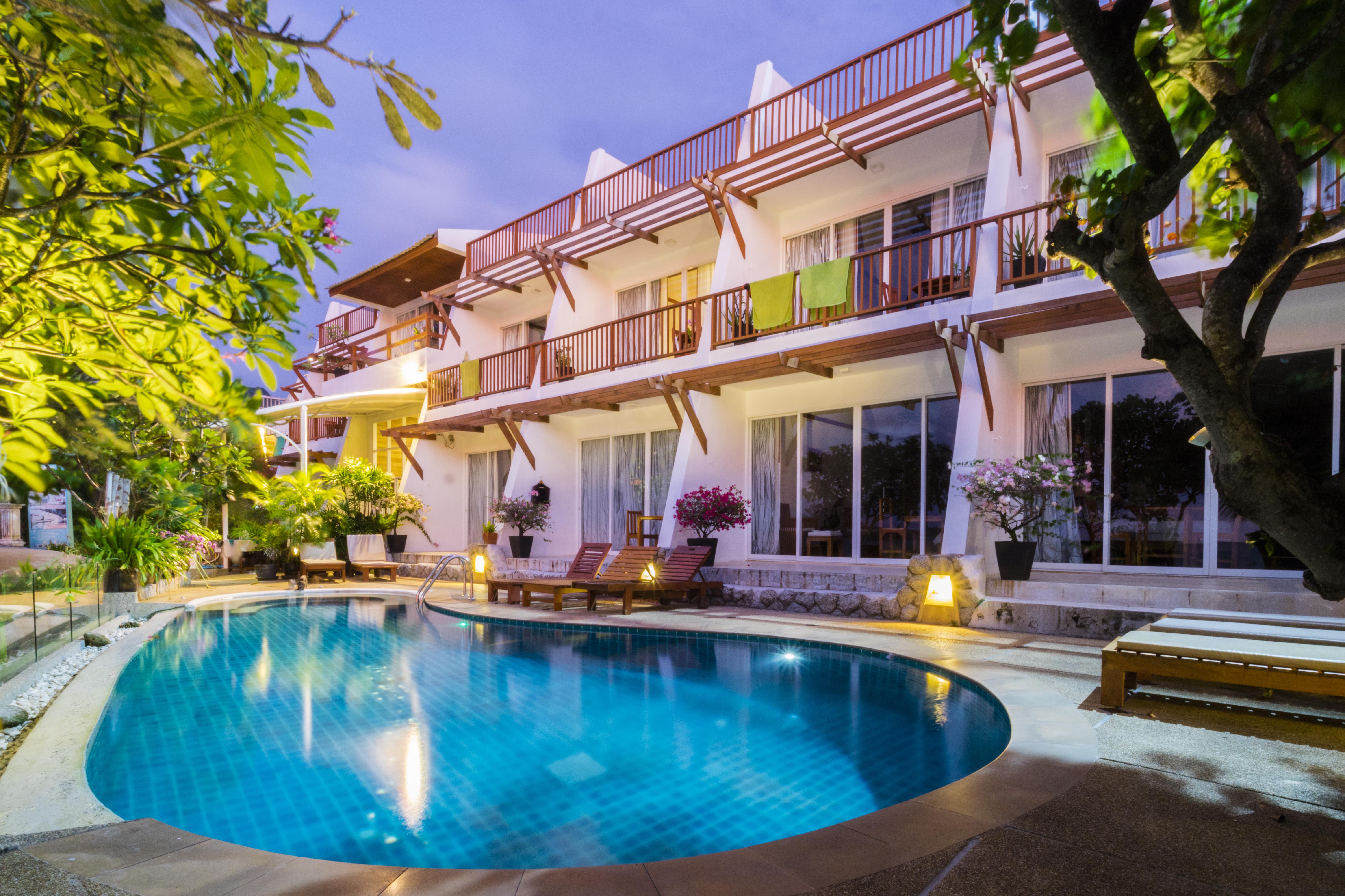 Layalina Hotel Pantai Kamala Bagian luar foto